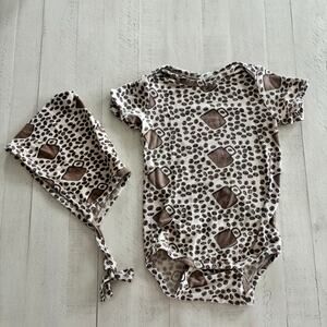 Kate Quinn Coffee Bodysuit and Bonnet Set Size 12-18 months Modal Material